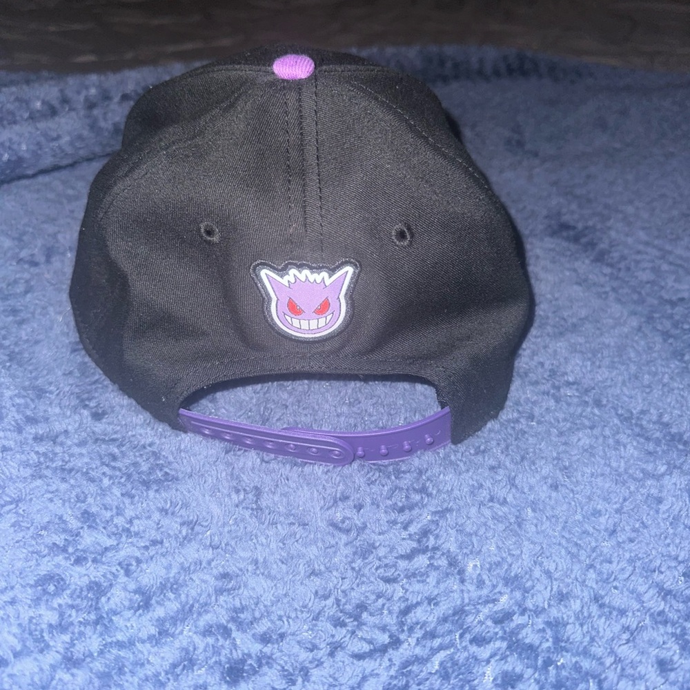 Hat - Picture 2 of 4